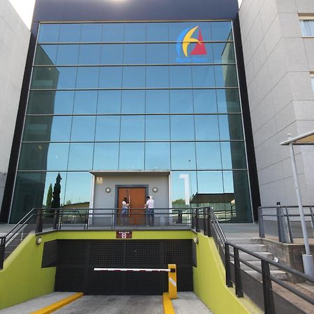 Apartamentos Vertice Sevilla Aljarafe Bormujos Zewnętrze zdjęcie