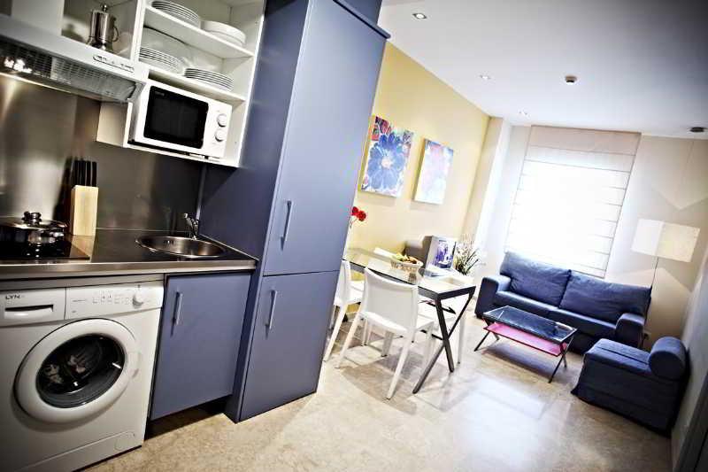 Apartamentos Vertice Sevilla Aljarafe Bormujos Zewnętrze zdjęcie