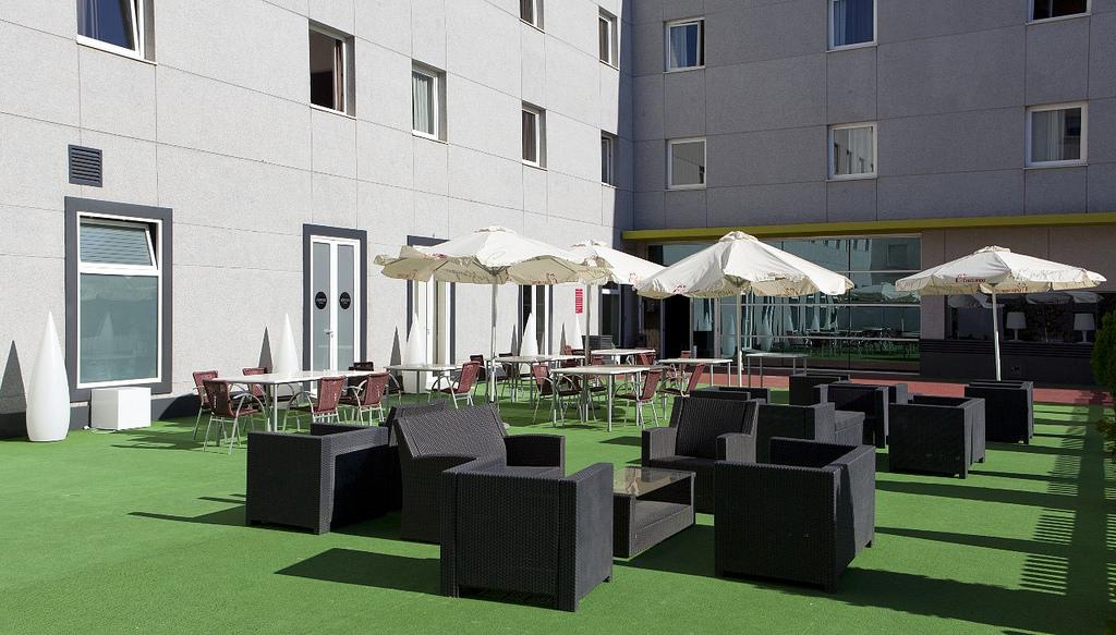 Apartamentos Vertice Sevilla Aljarafe Bormujos Zewnętrze zdjęcie