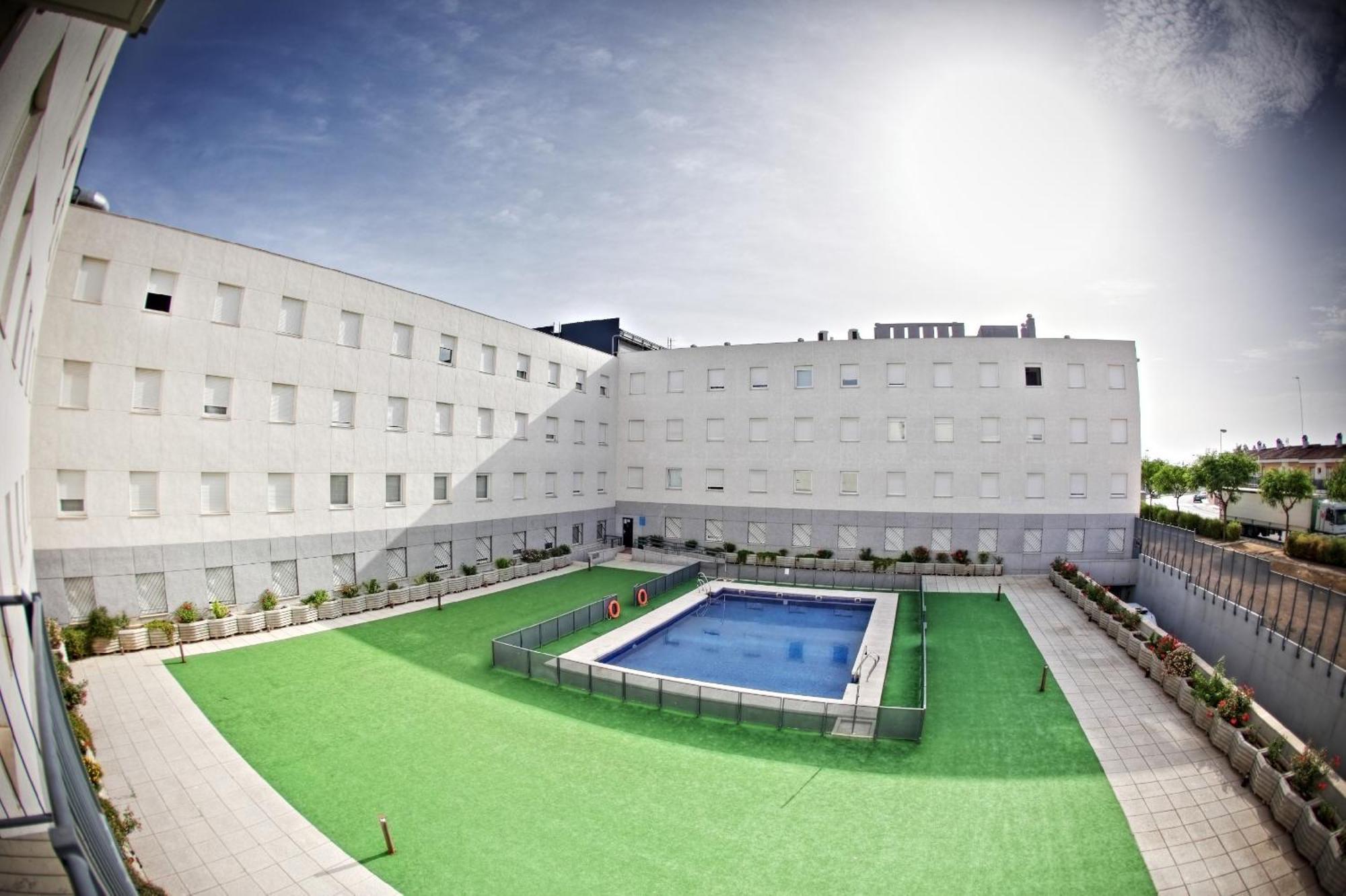Apartamentos Vertice Sevilla Aljarafe Bormujos Zewnętrze zdjęcie