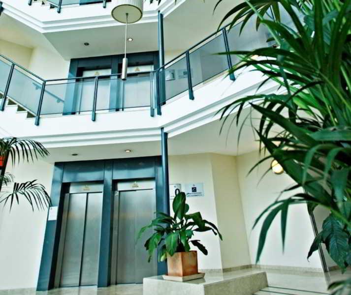 Apartamentos Vertice Sevilla Aljarafe Bormujos Zewnętrze zdjęcie