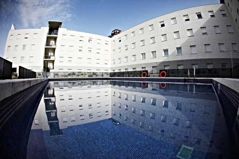 Apartamentos Vertice Sevilla Aljarafe Bormujos Zewnętrze zdjęcie