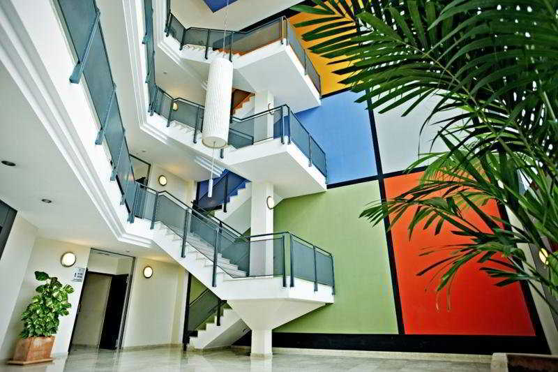 Apartamentos Vertice Sevilla Aljarafe Bormujos Zewnętrze zdjęcie
